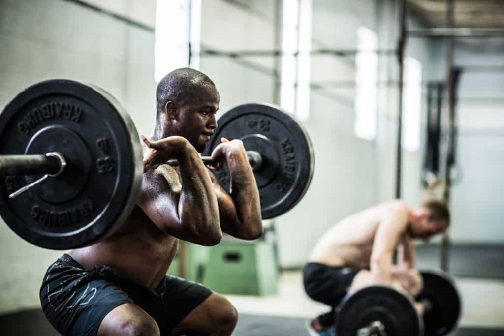 front squat hangi kasları çalıştırır